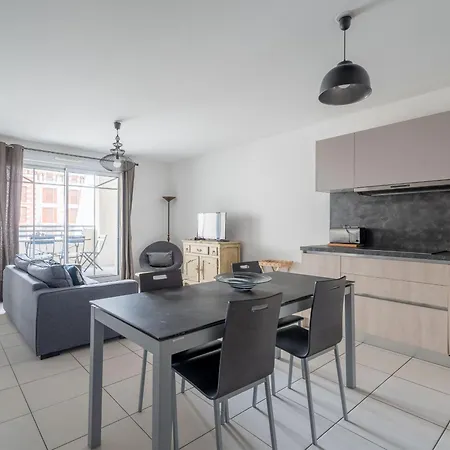 A Avec 2 Chambres, Parking Prive Et Proche Plages - Fr-1-319-16