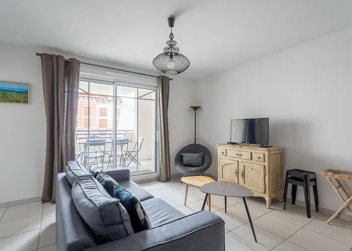 Daire A Avec 2 Chambres, Parking Prive Et Proche Plages - Fr-1-319-16 *